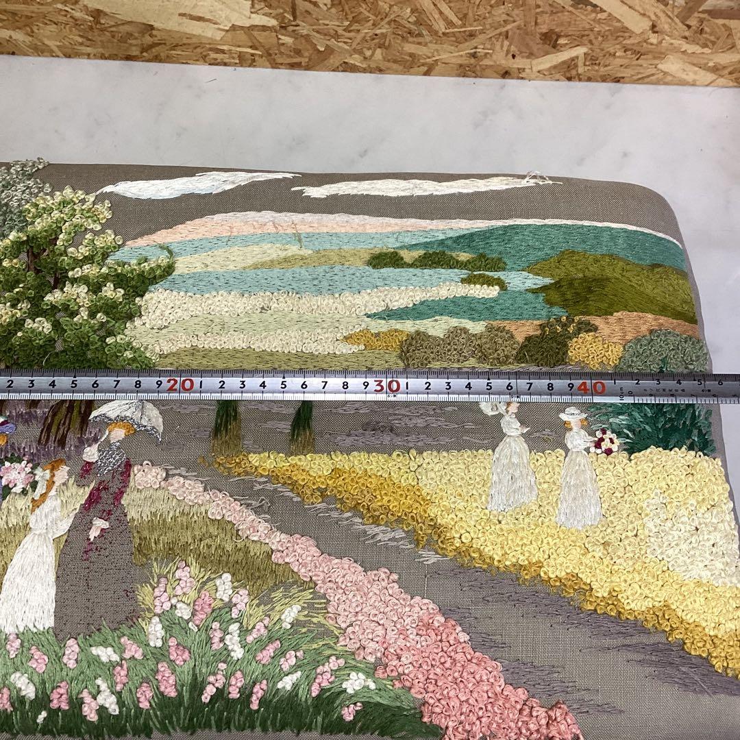 刺繍付き　アンティーク　ブラウン　猫足　スツール　刺繍　椅子　レトロ（I-22）