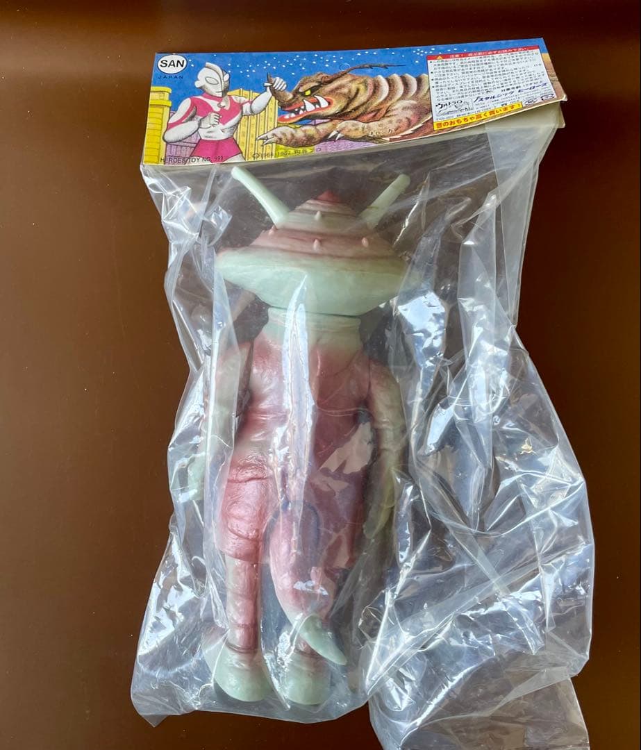 カネゴン マルサン電動歩行プラモデルソフビ版デッドストック未開封新品ノスヒロ