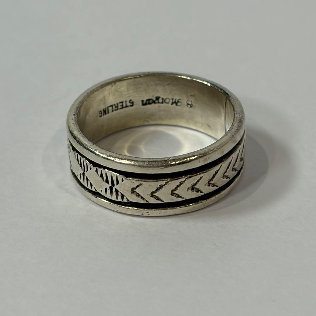 ナバホ族 ブルースモーガン作 スタンプワークリング インディアンジュエリー15号