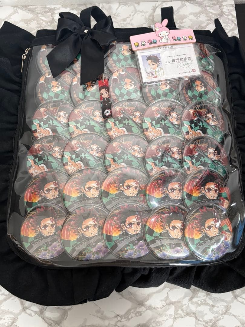 竈門炭治郎 A4 痛バッグ　レアグッズあり　原作缶バッジ　まとめ売り