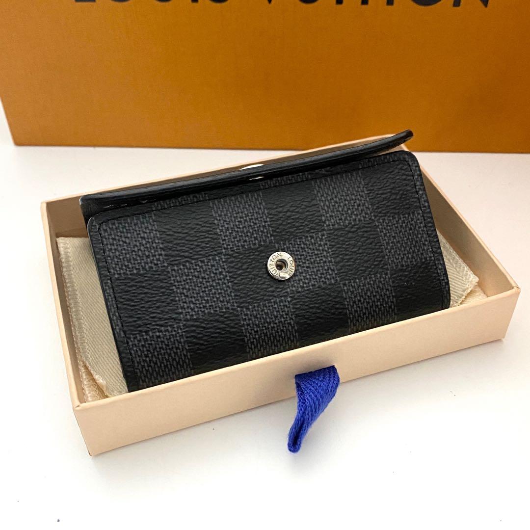 使用わずか　ルイヴィトン　ダミエグラフィット　キーケース　6連　現行モデル