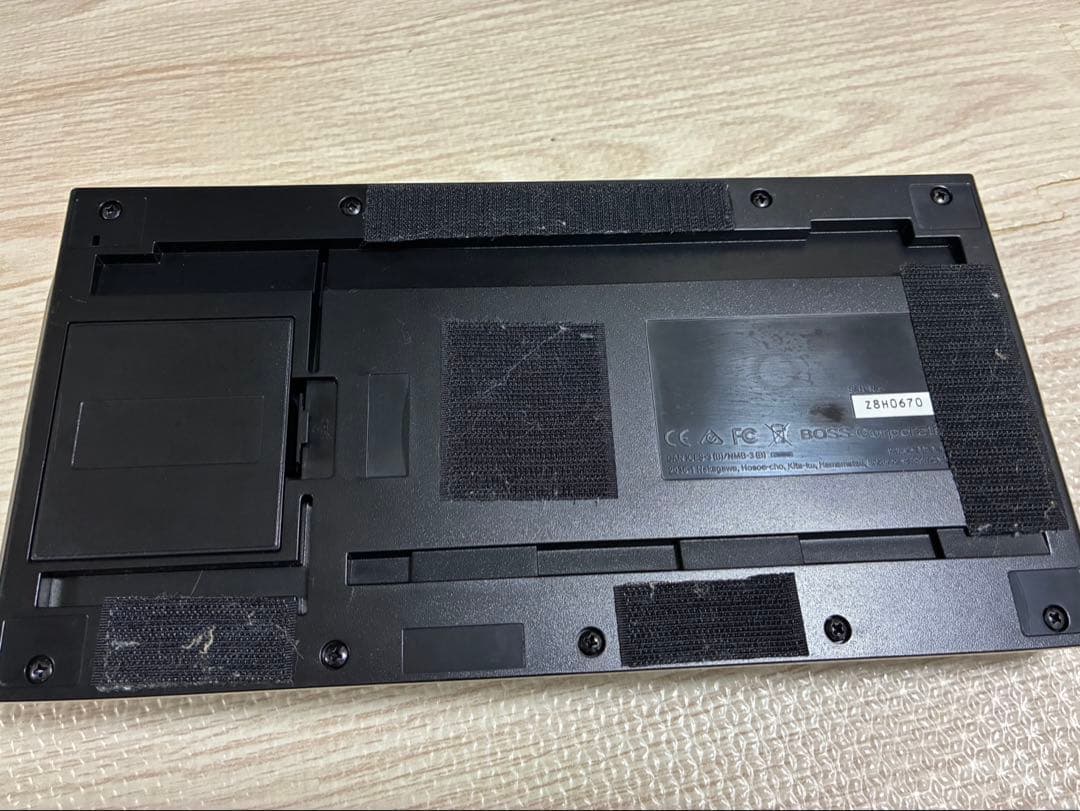 BOSS GT-1B ベースエフェクター