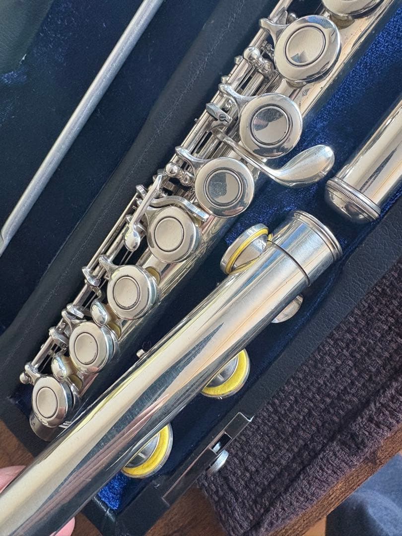 フルート　調整済　ヤマハYFL211S（メッキ不良）Eメカ銀メッキ仕様