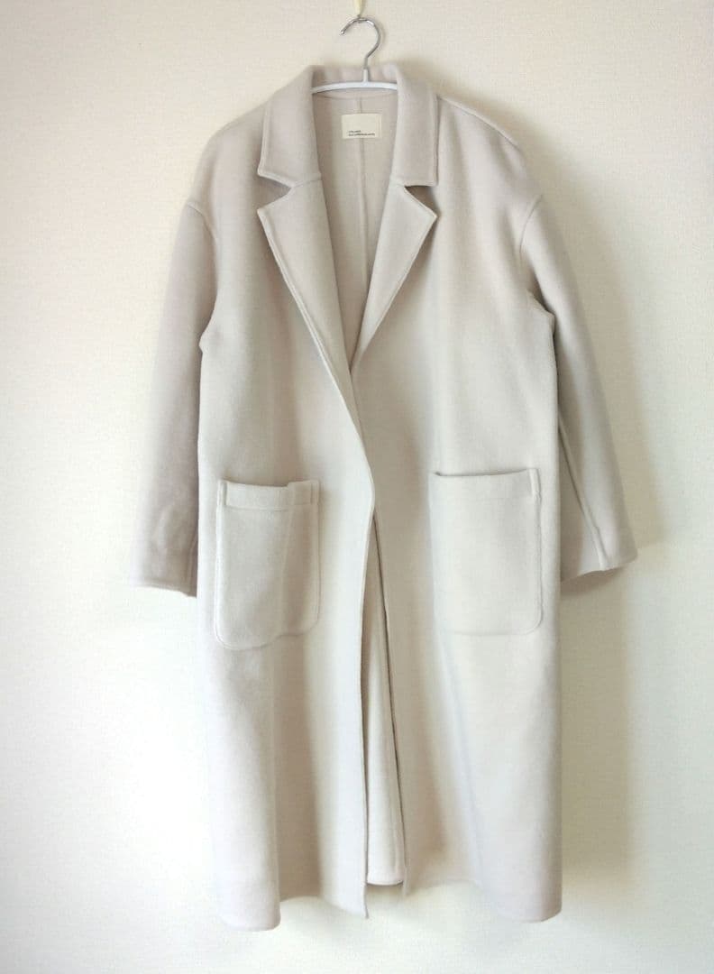 タグ付き新品　ガリャルダガランテ　リバーコート　グレイッシュベージュ