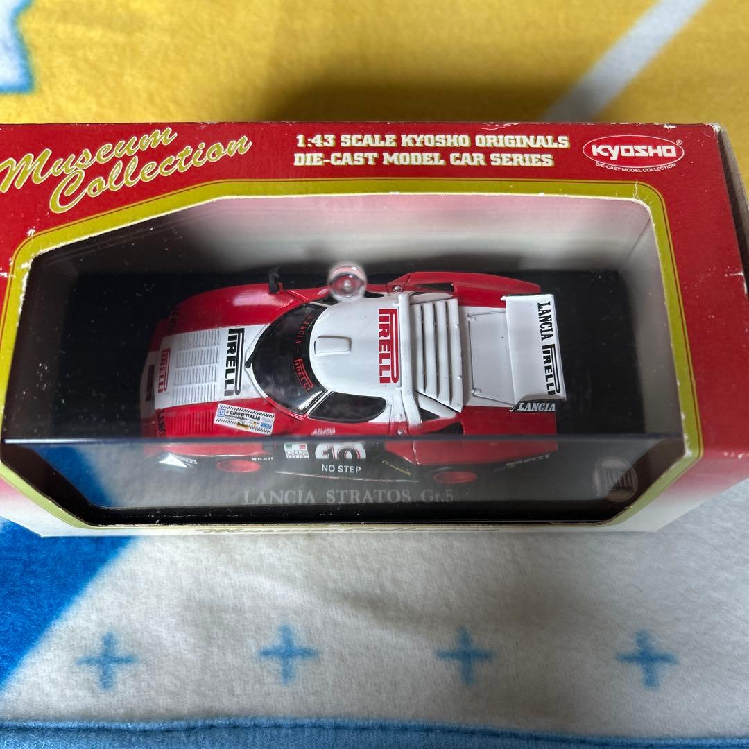 ミニカー KYOSHO LANCIA STRATOS Gr.5 1/43