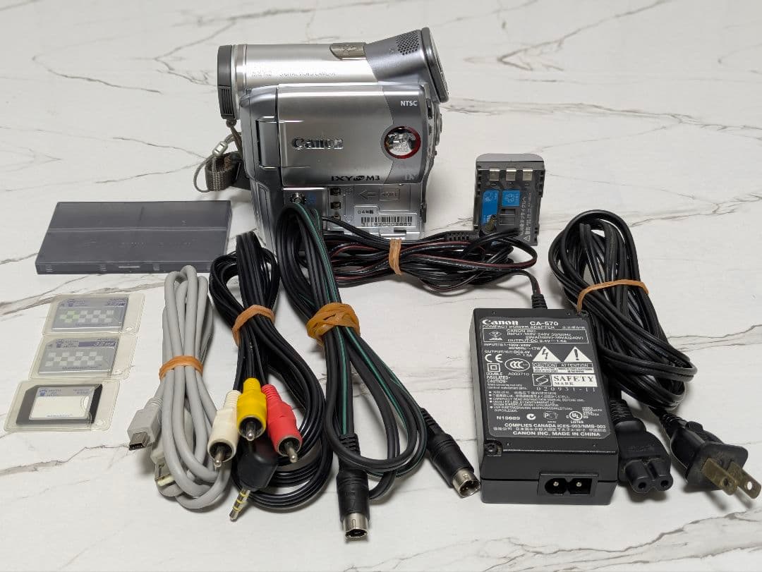 ③ Canon　DM-IXY DV M3　MiniDV対応　豪華セット