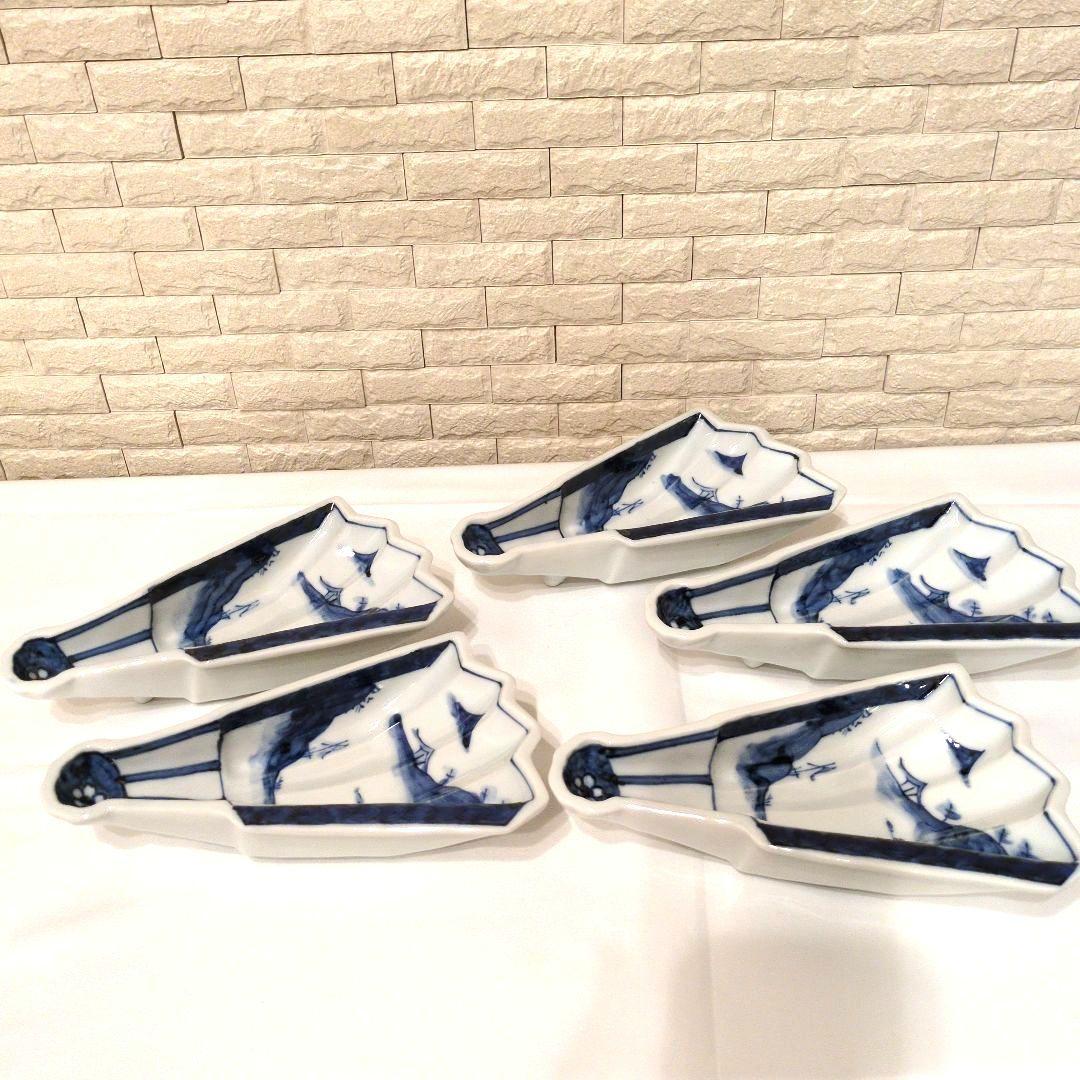 染付山水　半開扇　向付　青白磁　扇形皿　特選陶器５枚セット　箱入り