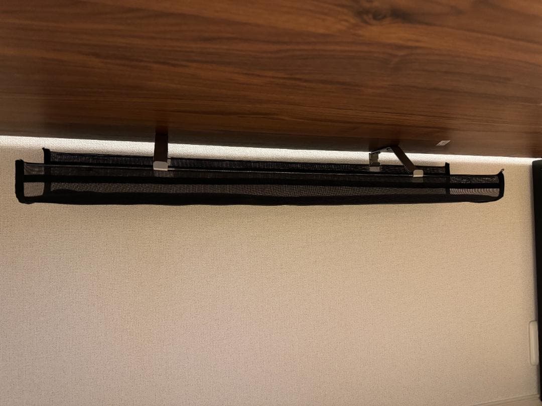 【簡単組立】IKEA イョルスタ天板 × ブラック脚 デスク 配線トレー付き