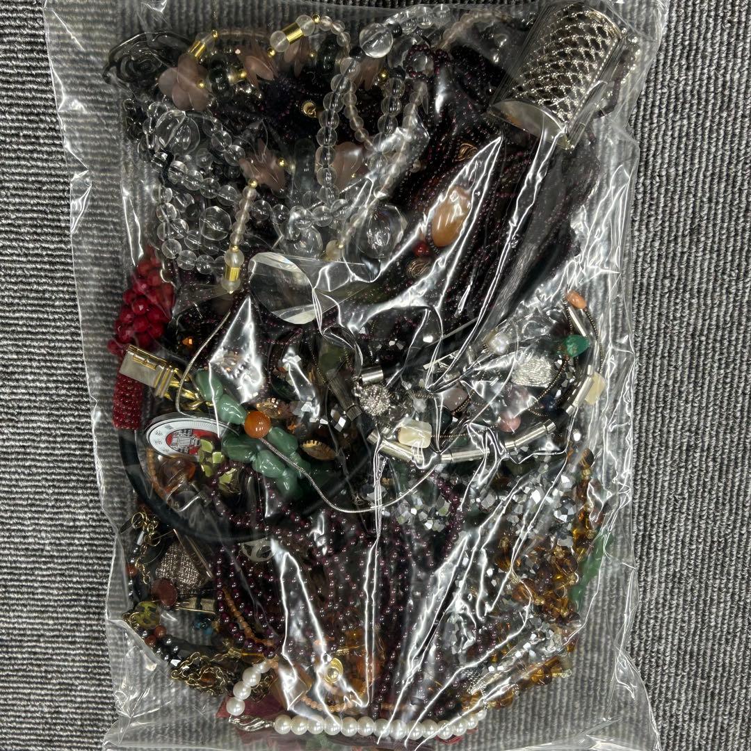 イミテーションアクセサリー まとめ売り 1kg ⑥