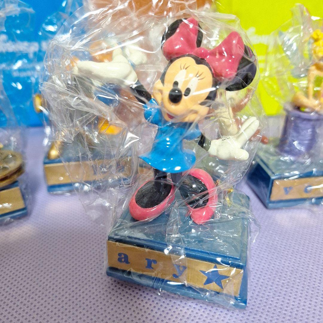 激レア　貴重　ディズニーストア限定　記念品