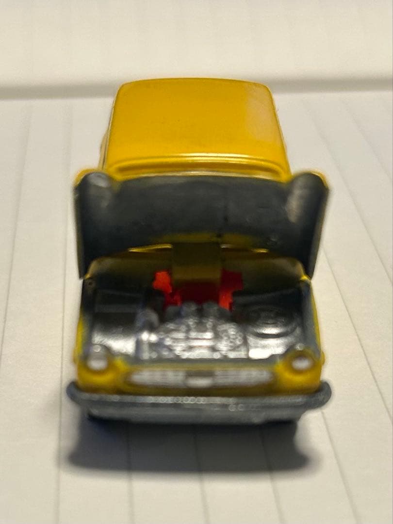 トミカホンダNⅢ360 香港製　黄色　絶版　 グロリア　トヨタ