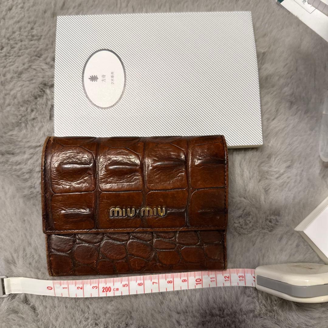 miumiu クロコ型押し 三つ折財布