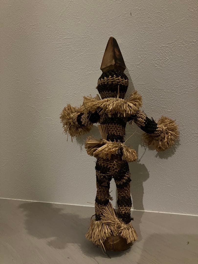 コンゴ　ペンデ族　ミンガンジ・スピリット・ダンサー