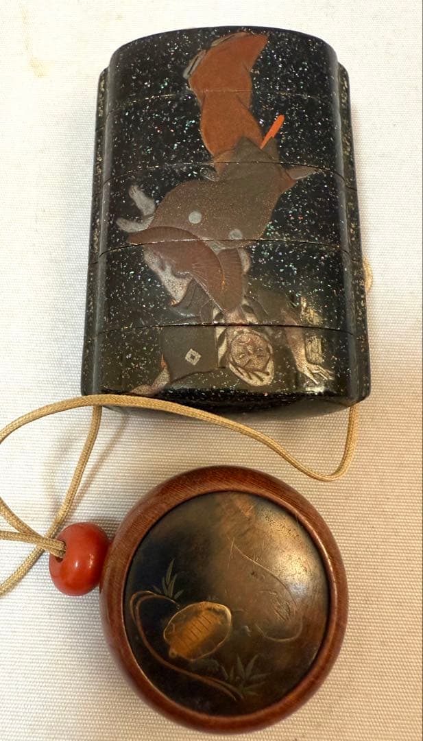 阿波踊り蒔絵　印籠