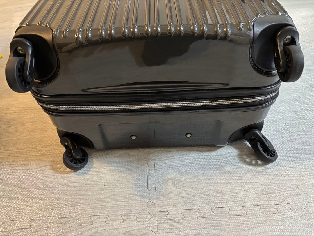 キャリーケース 大型 ブラック スーツケース