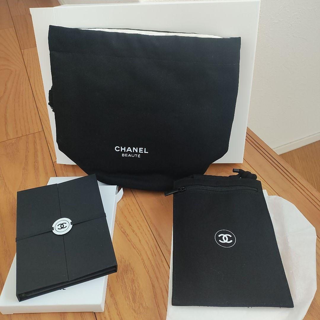 CHANEL LA COLLECTION セット　箱付き