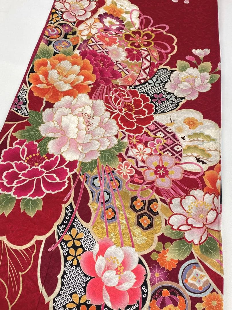 振袖 豪華 金彩 紋意匠 牡丹 大輪 身丈167cm パールトーン加工済