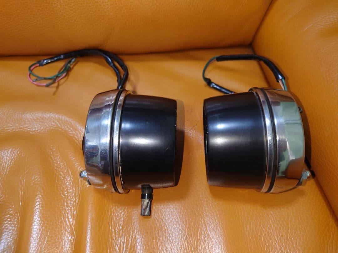 スピードメーター・ タコメーター １組