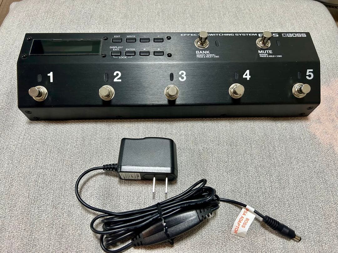 BOSS ES-5 スイッチャー
