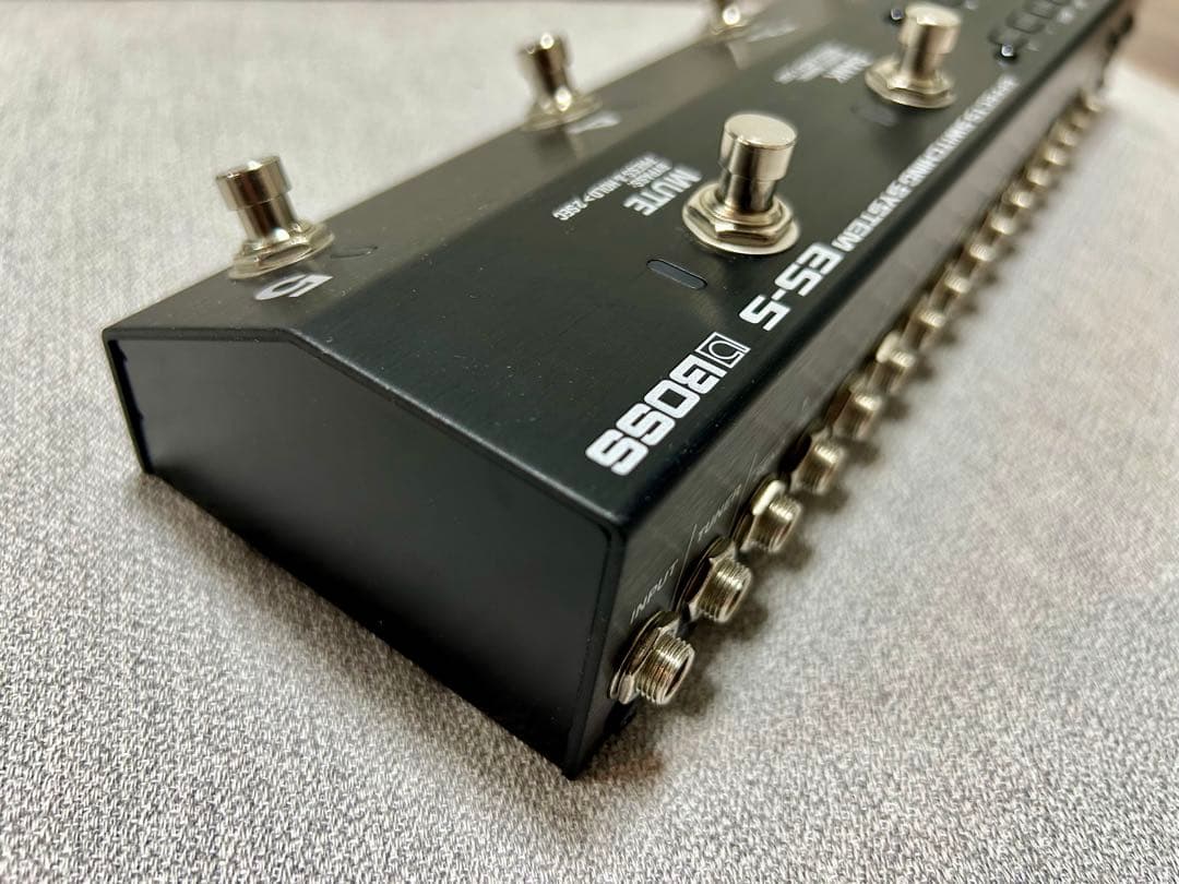 BOSS ES-5 スイッチャー