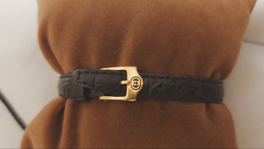 GUCCI シェリーライン レザーベルト 時計