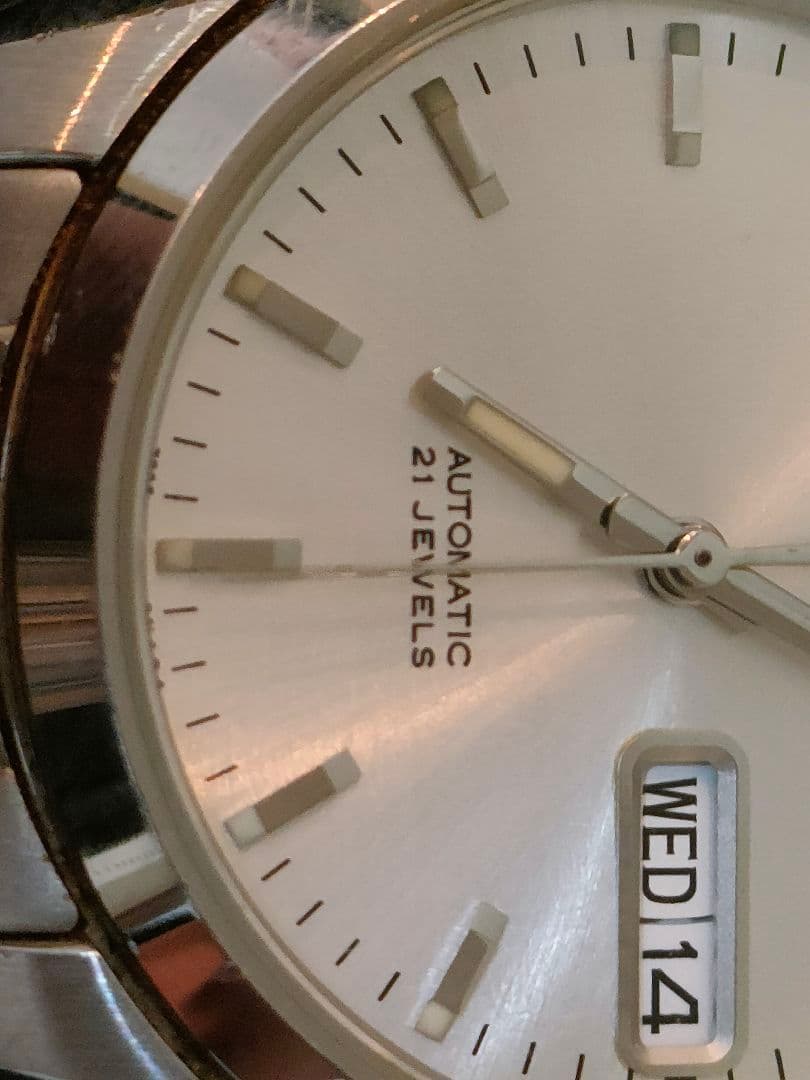 【美品】SEIKO 5 デイト 裏スケルトン 自動巻腕時計