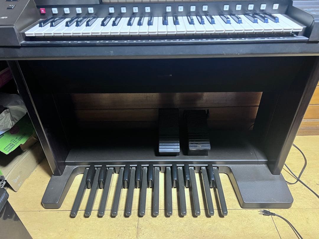 YAMAHA エレクトーン　EL-87 電子ピアノ 61鍵盤 ベンチ付き