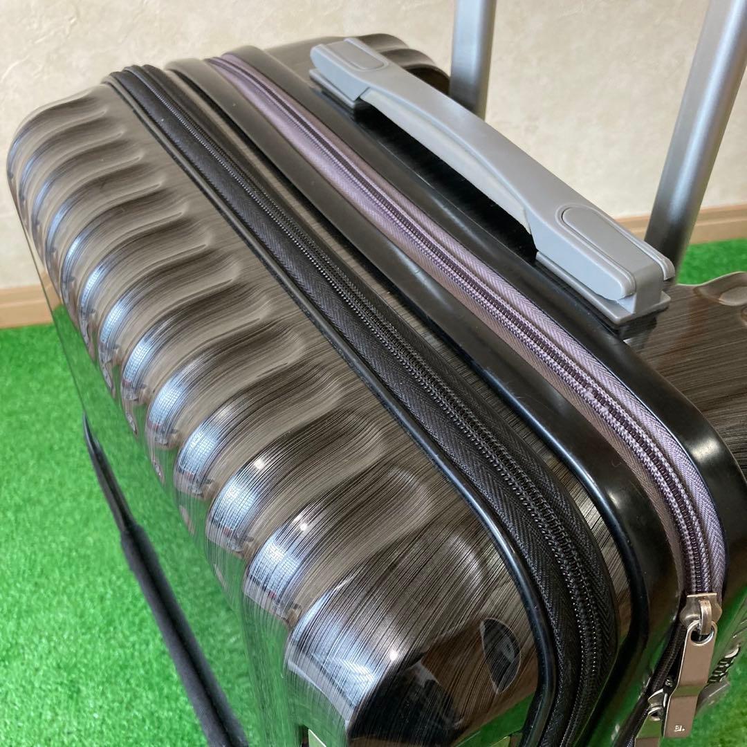 ace. パリセイド 35L キャリーケース　フロントオープン