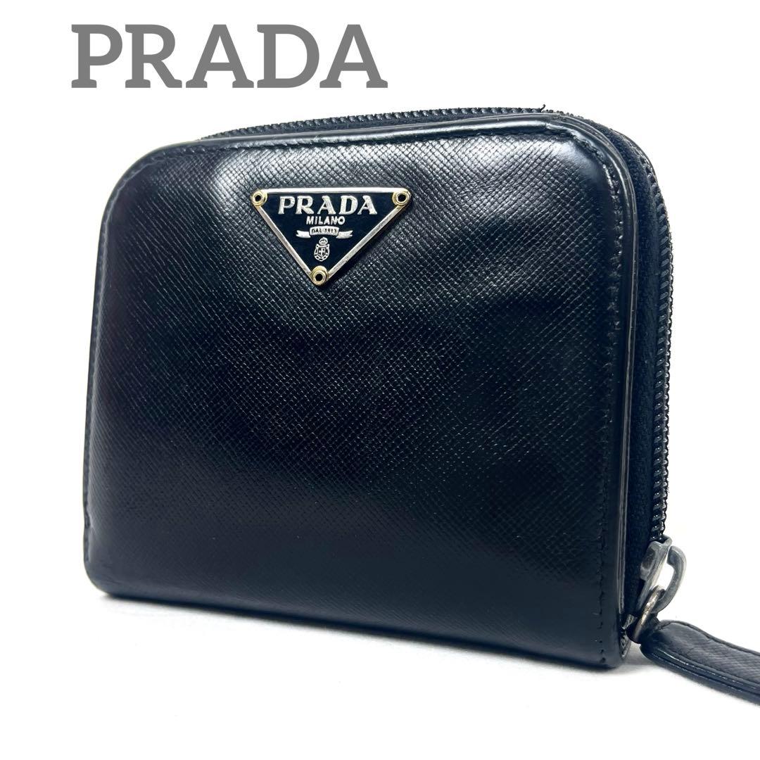 プラダ　折り財布　三角ロゴプレート　サフィアーノ　ラウンドファスナー　ブラック