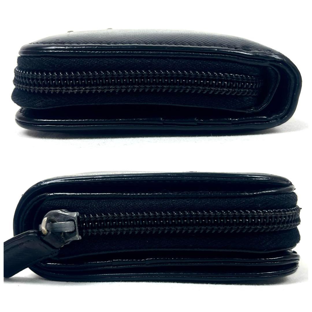 プラダ　折り財布　三角ロゴプレート　サフィアーノ　ラウンドファスナー　ブラック