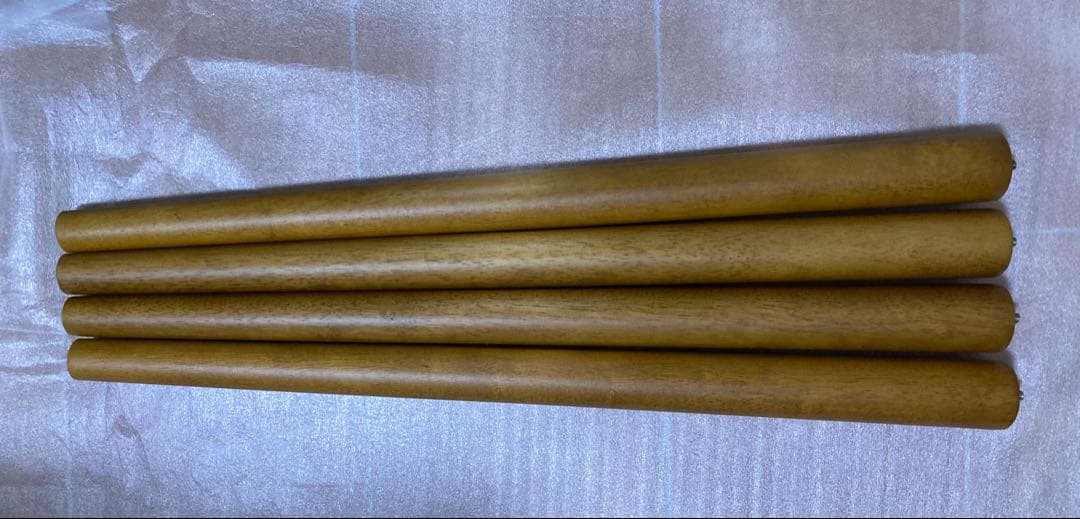 ダークブラウン　円形　丸　木製ダイニングテーブル