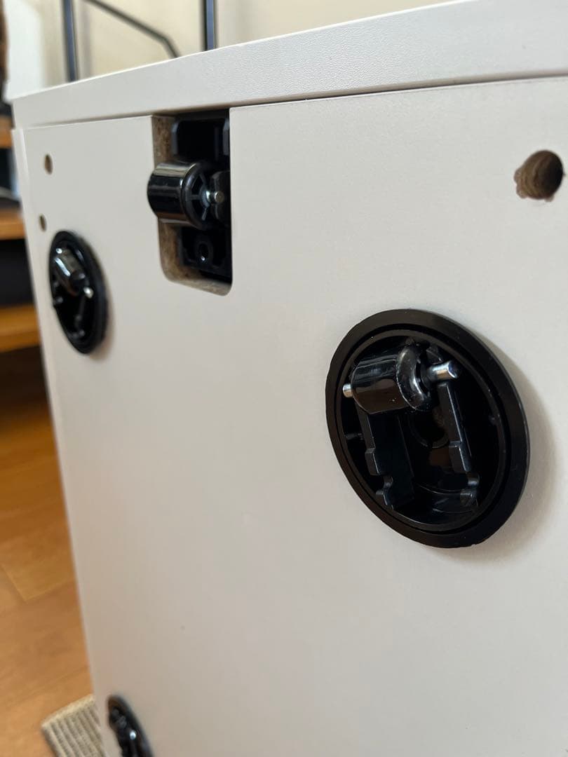 未使用品　イタリア ファントーニ　サイドキャビネット　8.3万　ワゴン　モダン