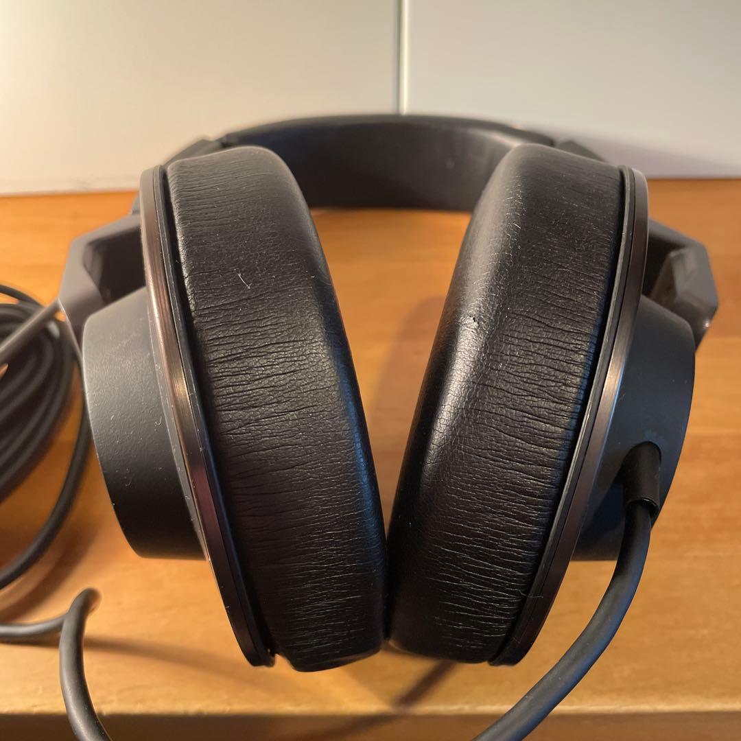 AKG K550 密閉型ヘッドホン