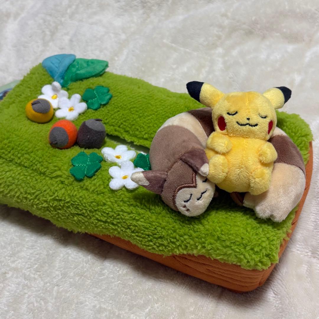 [週末価格][新品] ポケモン　ピカチュウ　もりのおくりもの　ティッシュケース