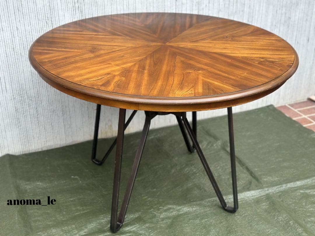 【ラウンドテーブル】Ashley　furniture　アメリカンスタイル