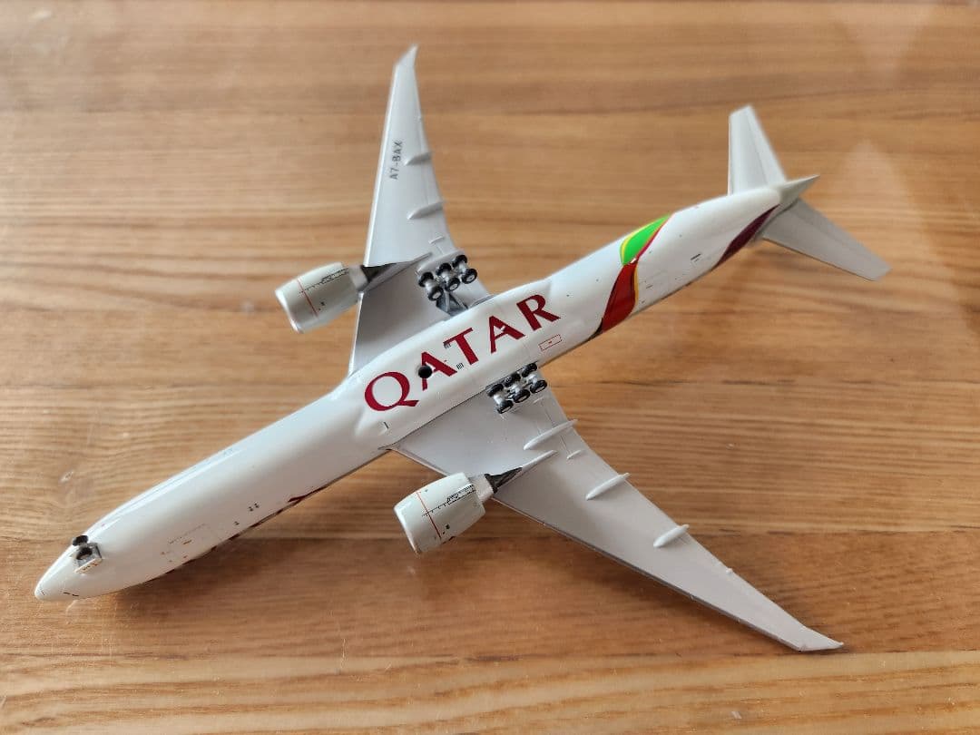 1/400 カタール航空 777-300ER A7-BAX ダイキャスト