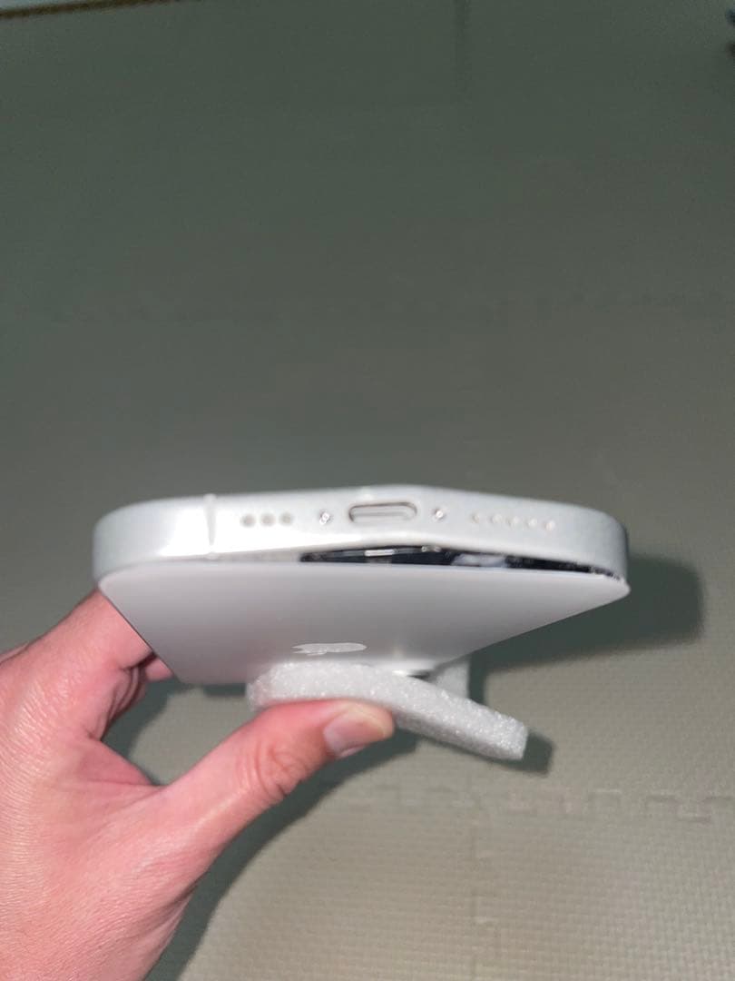 【ジャンク】【SIMフリー】Apple iPhone16 ホワイト512GB