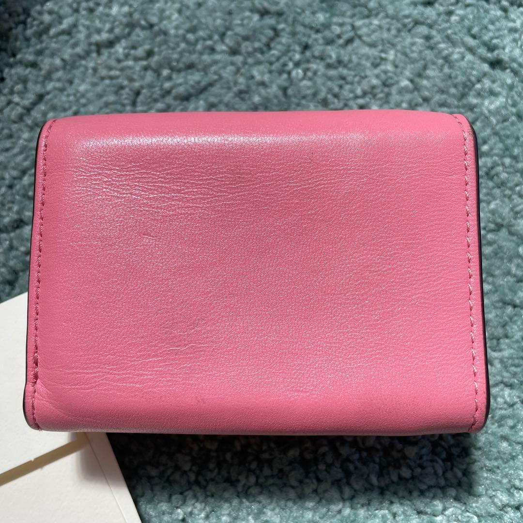 ト*ト様 25000円から値下げしました！FENDI♡付属品箱付き♡ピンク♡三つ