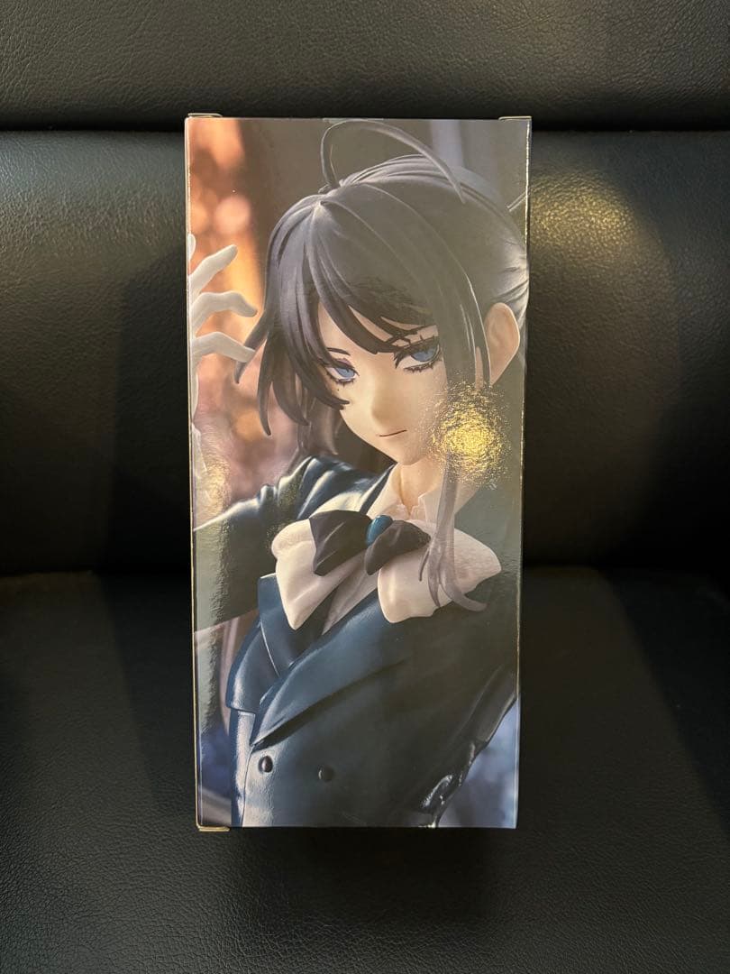 【匿名・高速発送】ROUND1限定 Ado フィギュア Winter ver.