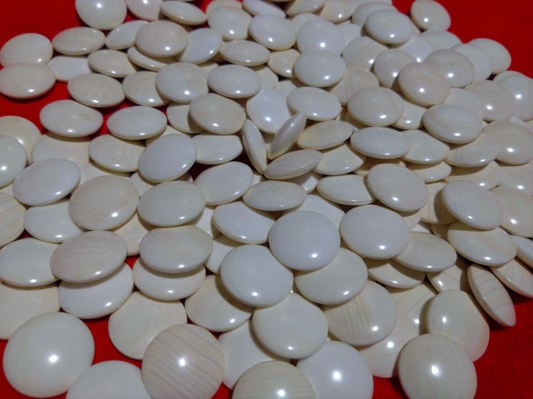 【囲碁】本蛤碁石/那智黒石　7.5ミリ　碁笥ケース