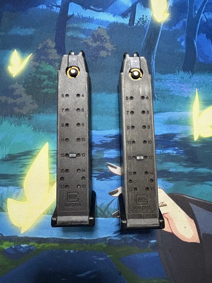 東京マルイ ガスガン グロック18C マガジン2本 グリス ライト付 訳有