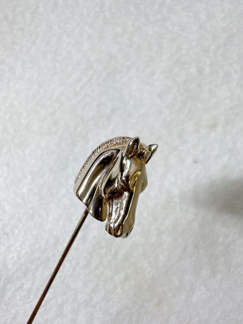 美品 エルメス ホースヘッド ピンブローチ シルバー