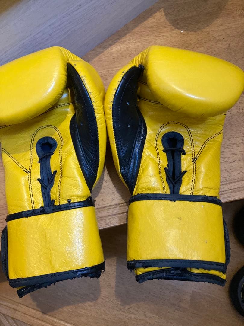 REYES レイジェス ボクシンググローブ １０オンス イエロー メキシコ製
