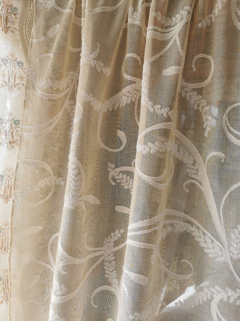 アンティークマドラスレース 麦の穂と葉 アプリコット＆アイボリー カーテンパネル