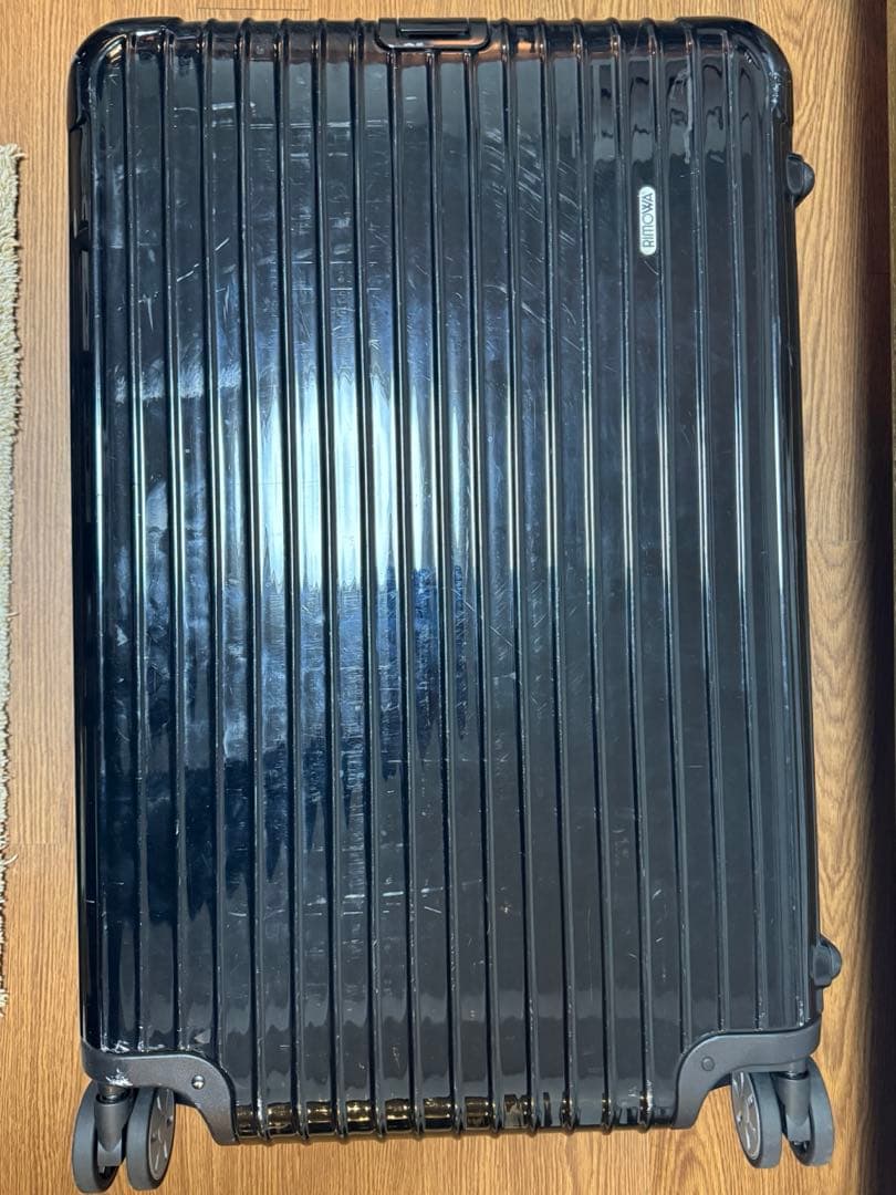 リモワ 870.70 サルサデラックス 78リットル4輪