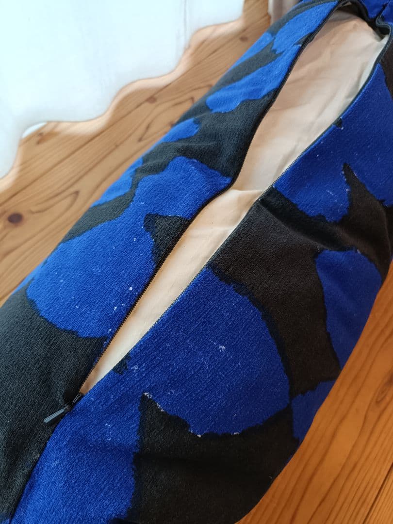 Akira Minagawa x Kvadrat クッション