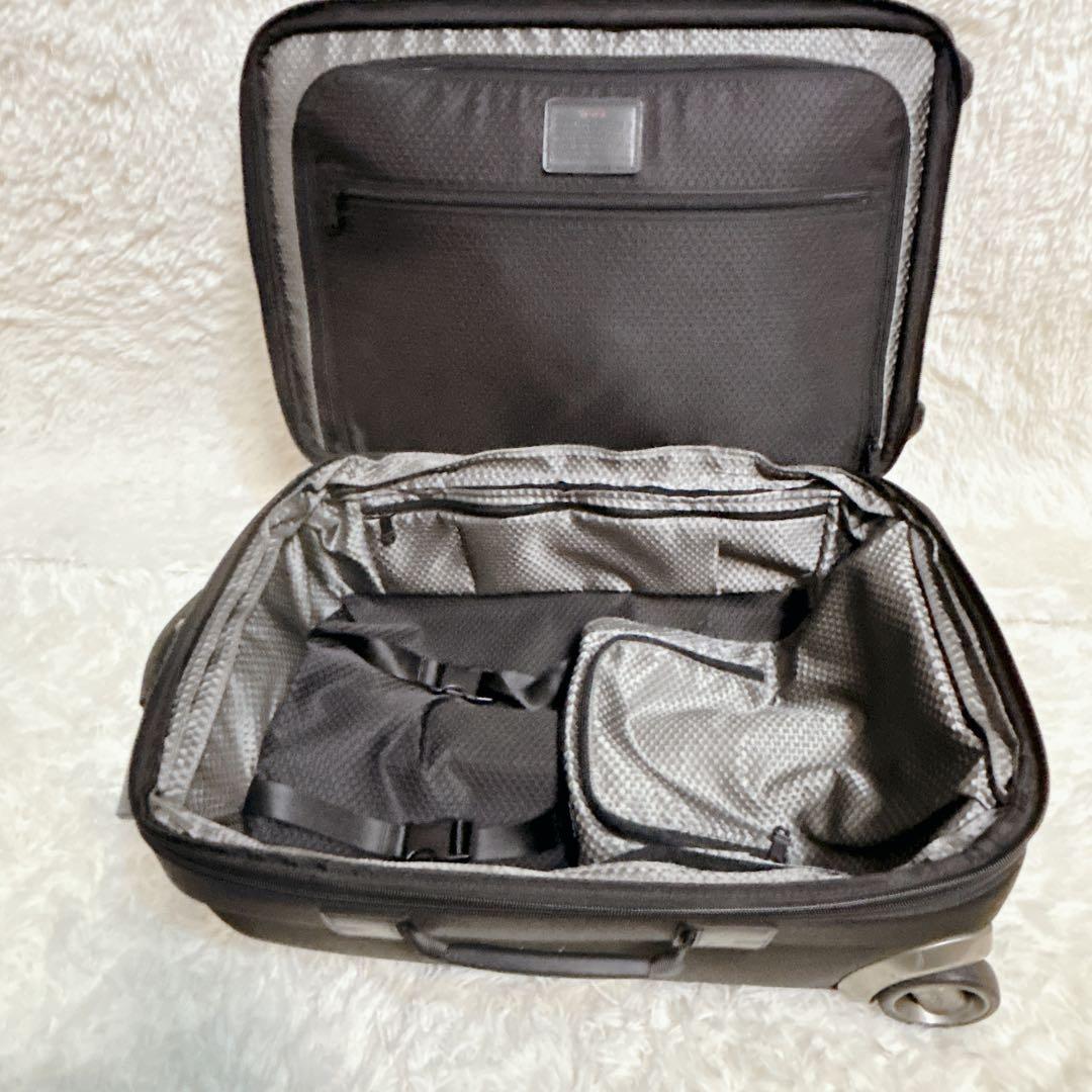 TUMI キャリーバッグ キャリーケース ブラック ビジネス
