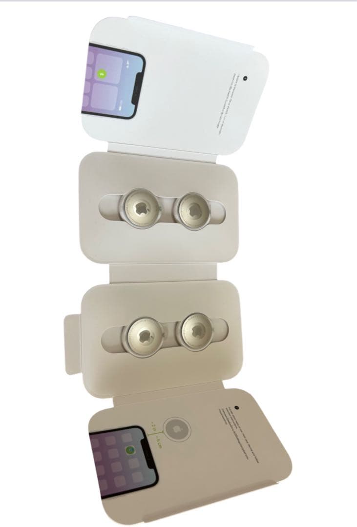 Appleエアタグ　新品未使用4個セット　専用キーホルダー4個