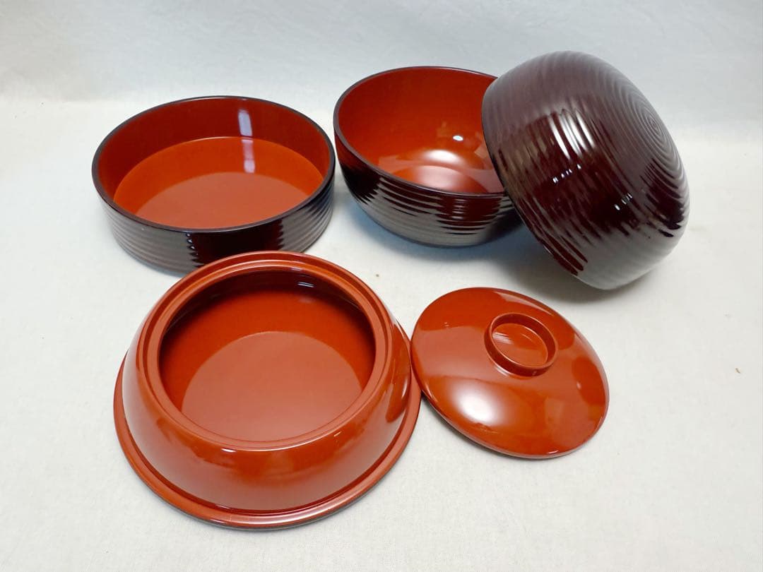 ほぼ未使用 茶道具 溜塗 内朱 信玄弁当 三段弁当箱 千筋 内朱 三客 紙箱