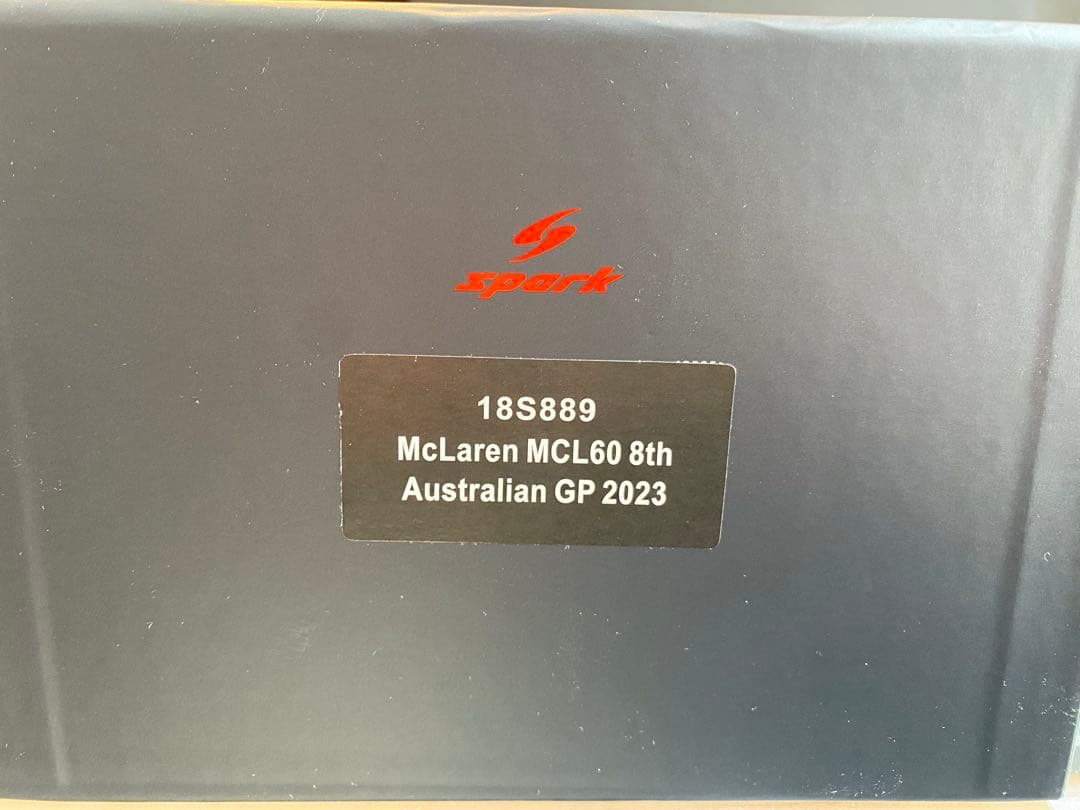 スパーク1/18 McLaren MCL60 2023 OscarPiastri